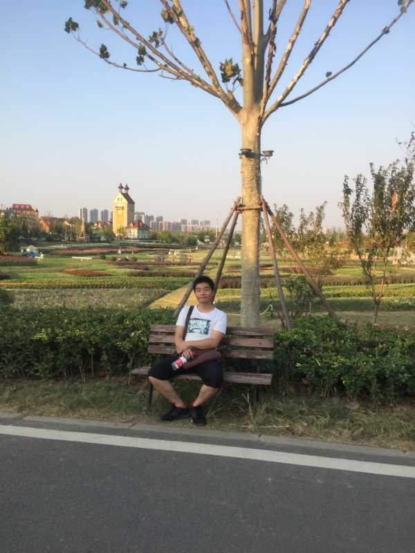 大鹏的第一张照片--昆明相亲服务中心