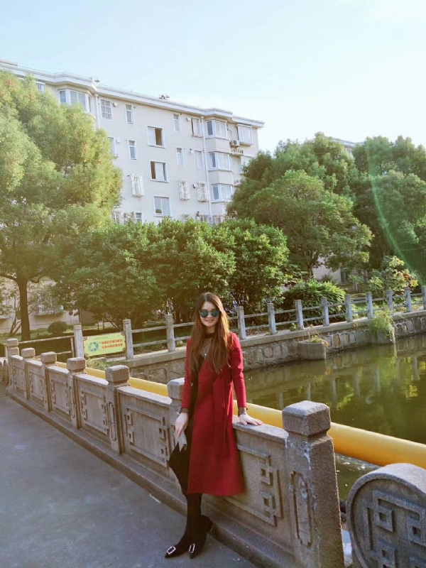 yaya的第一张照片--昆明相亲服务中心