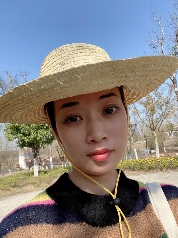 简单的第一张照片--昆明相亲服务中心