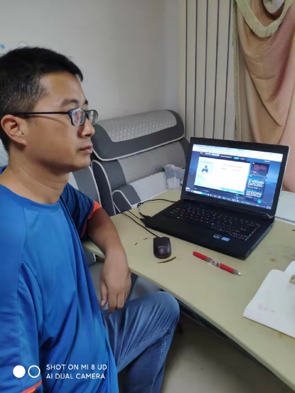 高锰酸钾的紫的第一张照片--昆明相亲服务中心