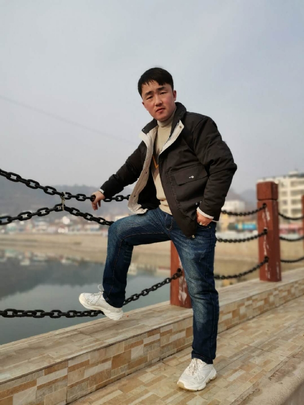 性情中人的第一张照片--昆明相亲服务中心