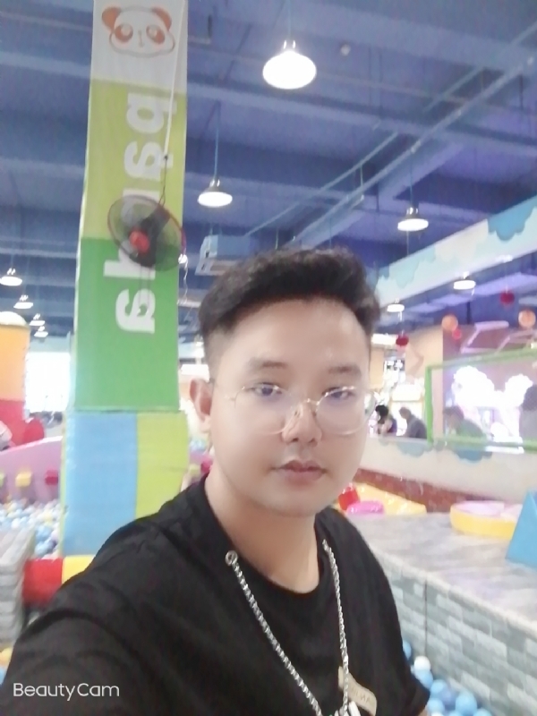 棒哥的第三张照片--昆明相亲服务中心