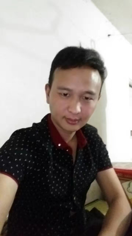 机械师的第一张照片--昆明相亲服务中心