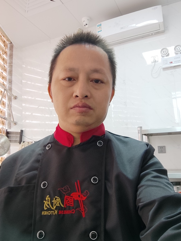 圆梦的第三张照片--昆明相亲服务中心