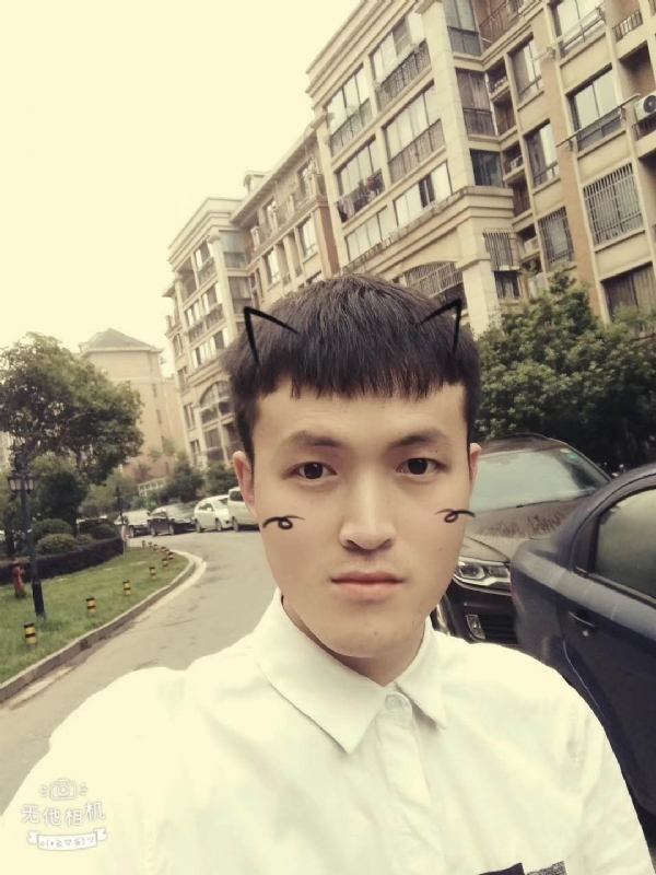 星空之下的第二张照片--昆明相亲服务中心