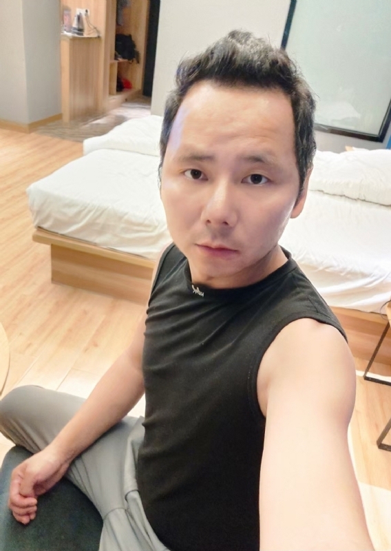 爱远的要命的第一张照片--昆明相亲服务中心