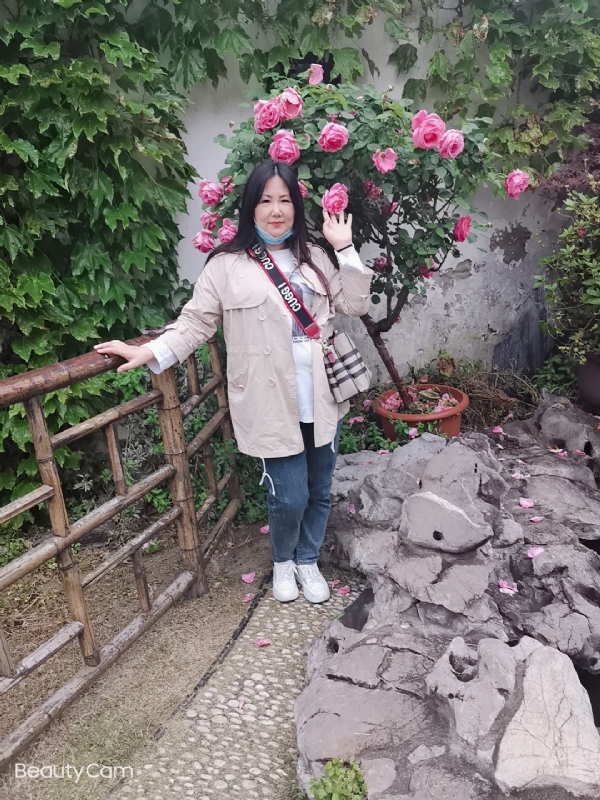 乖乖一女的第三张照片--昆明相亲服务中心