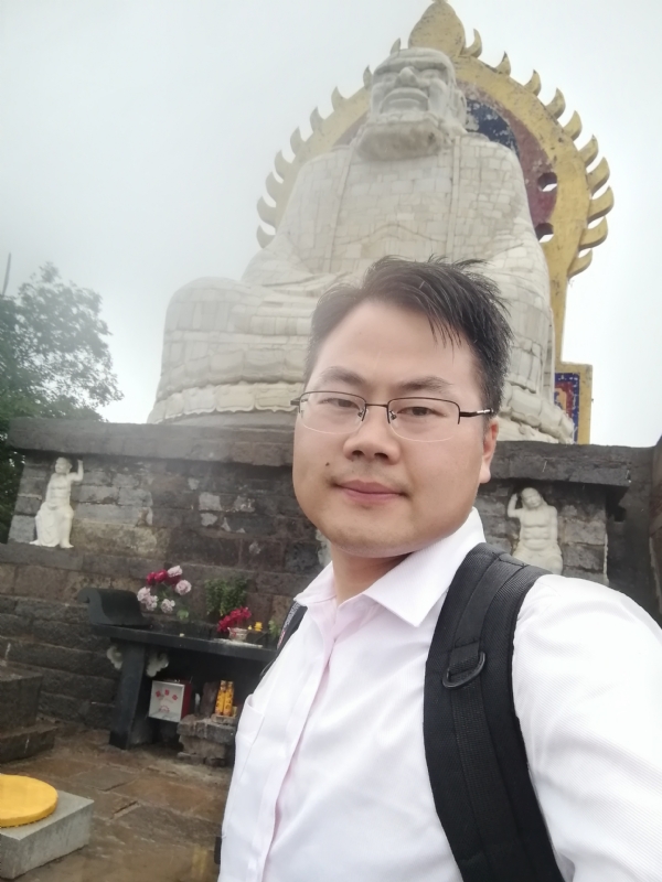 江洋党总顾问的第一张照片--昆明相亲服务中心