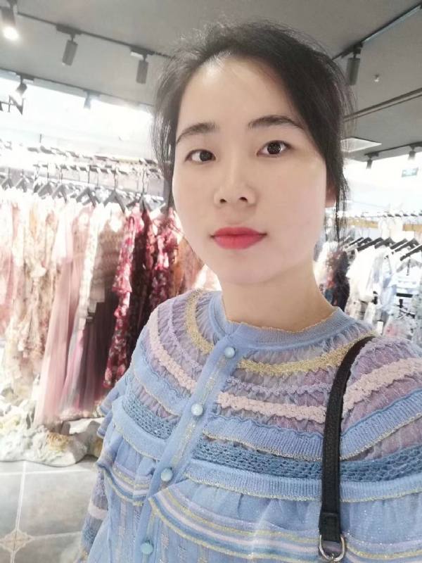 团笑的第一张照片--昆明相亲服务中心