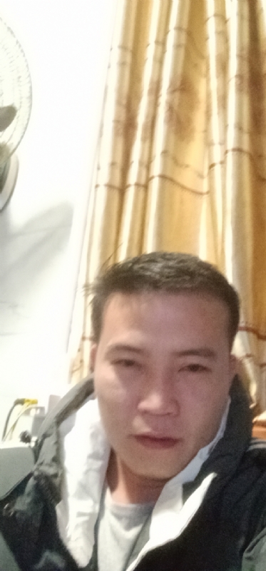 一个人的烟火的第一张照片--昆明相亲服务中心