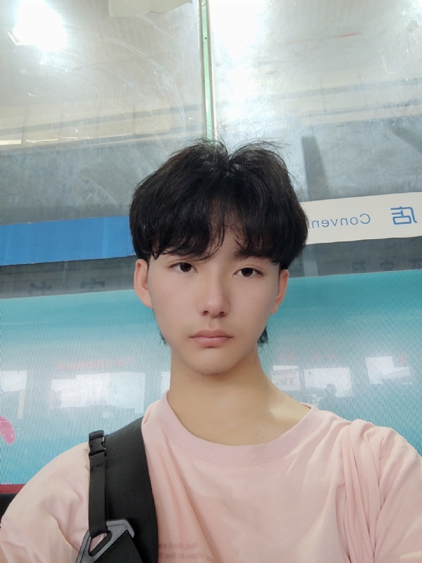 钱嘉豪的第二张照片--昆明相亲服务中心