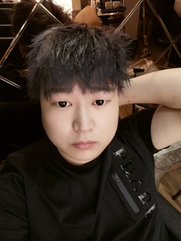 夜微凉的第二张照片--昆明相亲服务中心