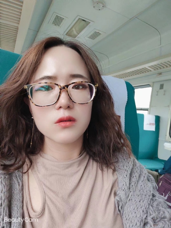 云烟成雨的第一张照片--昆明相亲服务中心