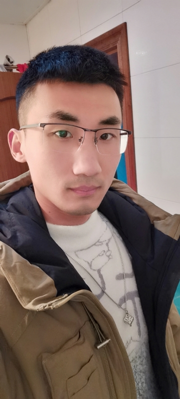 闯红灯吐泡泡的第二张照片--昆明相亲服务中心