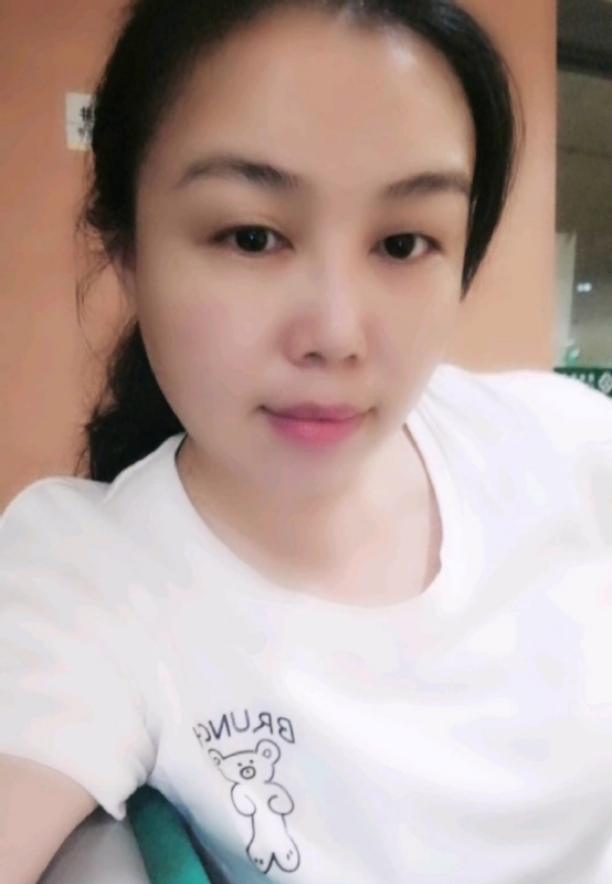 淡淡的云的第三张照片--昆明相亲服务中心