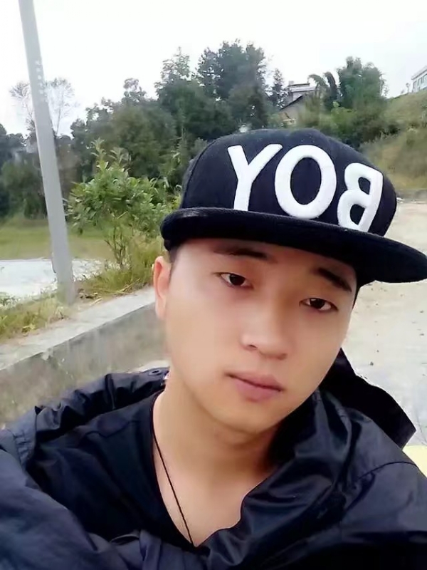 南来北往的第一张照片--昆明相亲服务中心