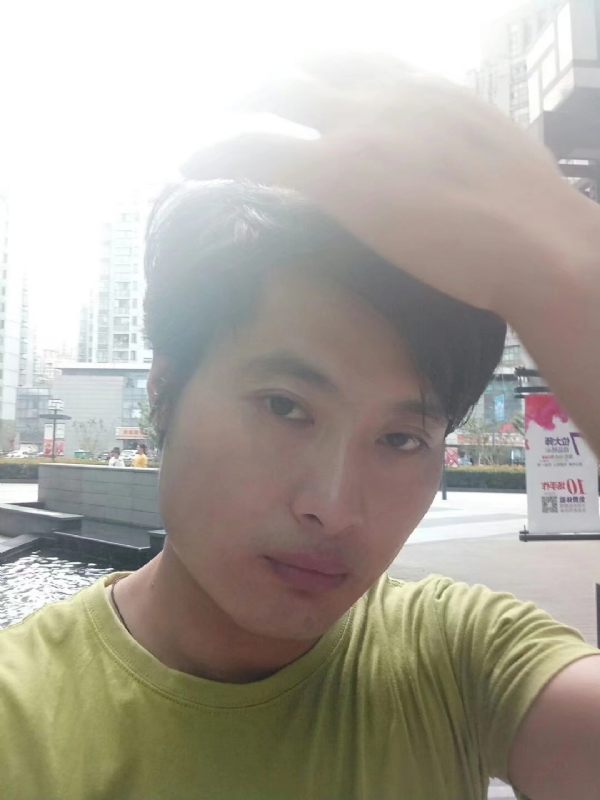 钢铁侠的第一张照片--昆明相亲服务中心