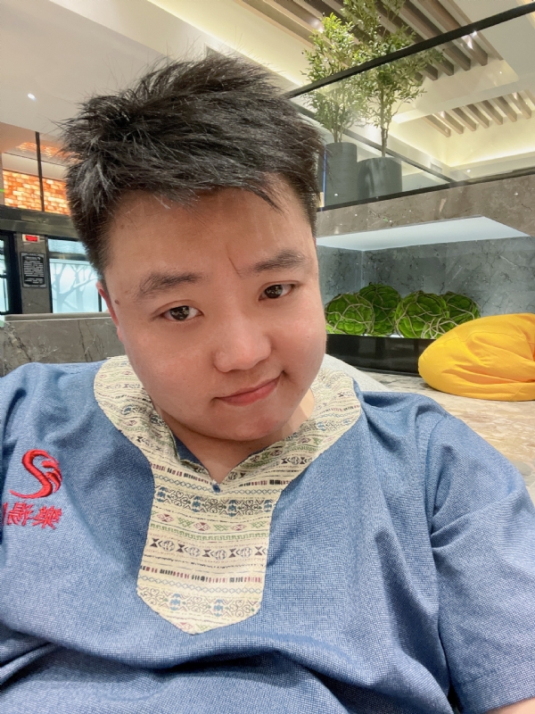 小恶魔的第二张照片--昆明相亲服务中心