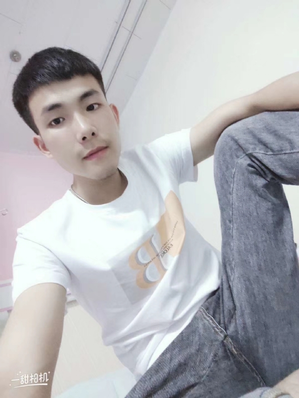 爱Q我的第一张照片--昆明相亲服务中心