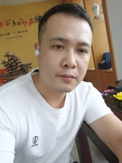 礼哥的第二张照片--昆明相亲服务中心