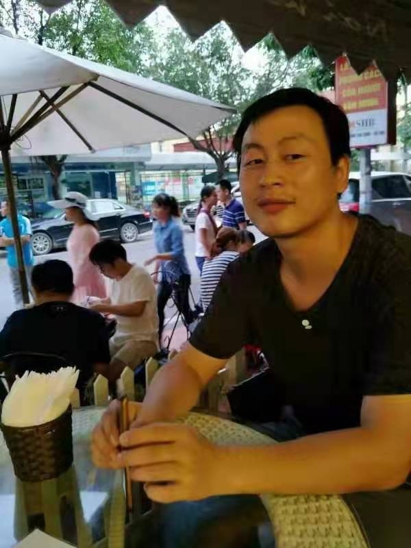 广州相亲的第一张照片--昆明相亲服务中心