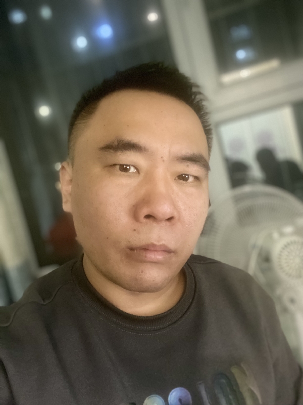 云的第三张照片--昆明相亲服务中心