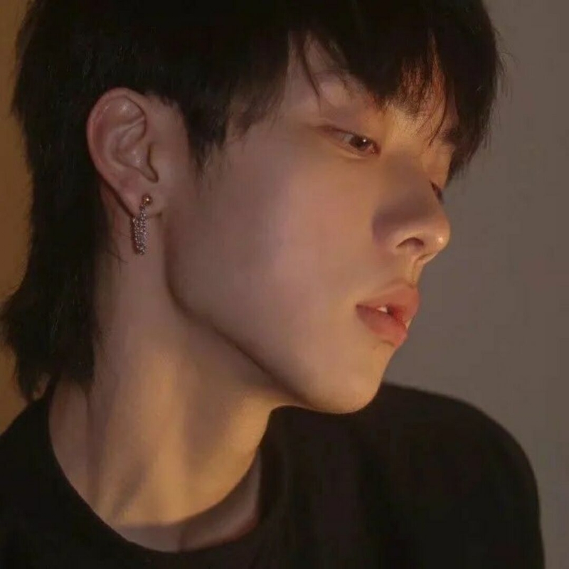 拾柒的第一张照片--昆明相亲服务中心