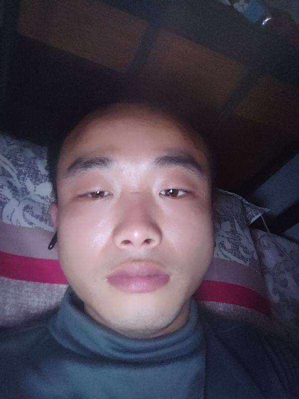 偏爱的第一张照片--昆明相亲服务中心