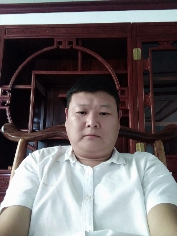 狼图腾的第一张照片--昆明相亲服务中心