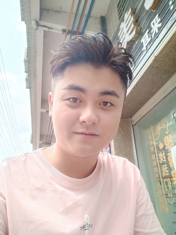 李健诚的第一张照片--昆明相亲服务中心