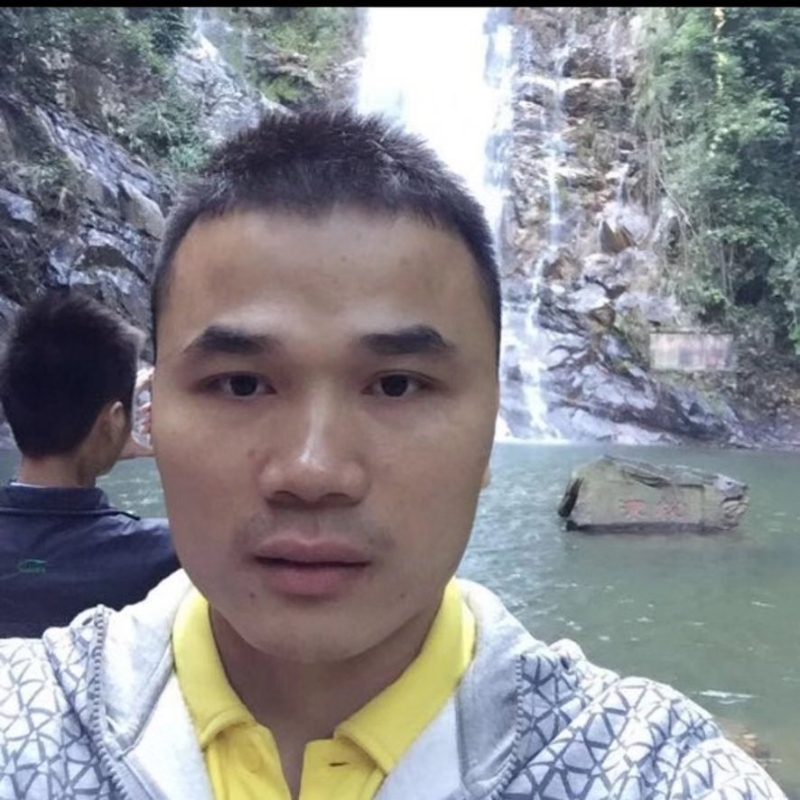 老梁的第一张照片--昆明相亲服务中心