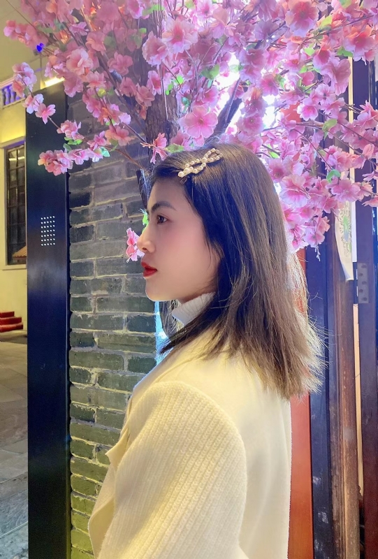 大眼妹的第一张照片--昆明相亲服务中心