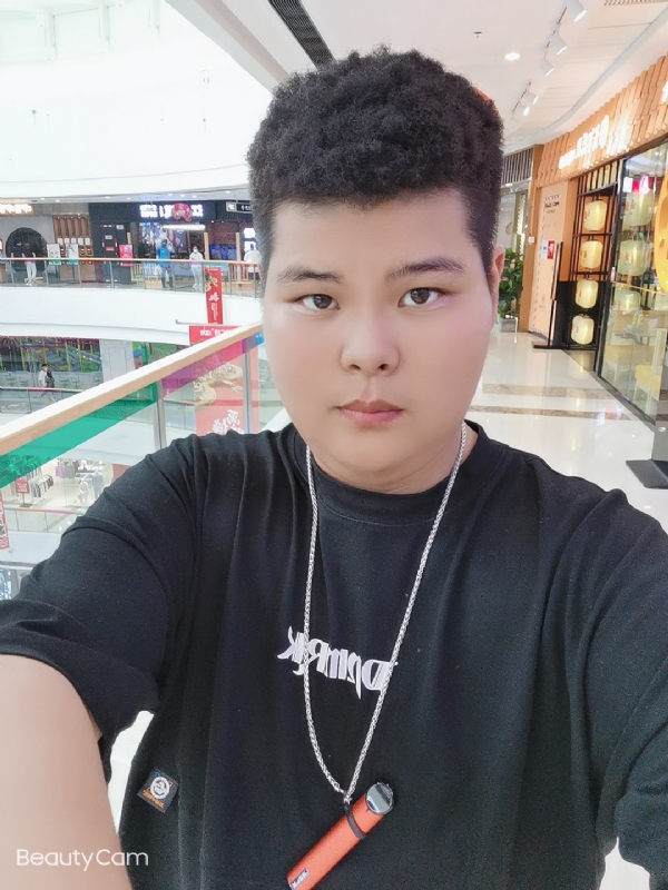 mateud的第一张照片--昆明相亲服务中心