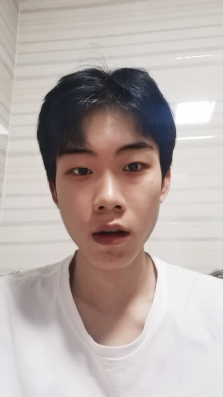 嘿的第二张照片--昆明相亲服务中心