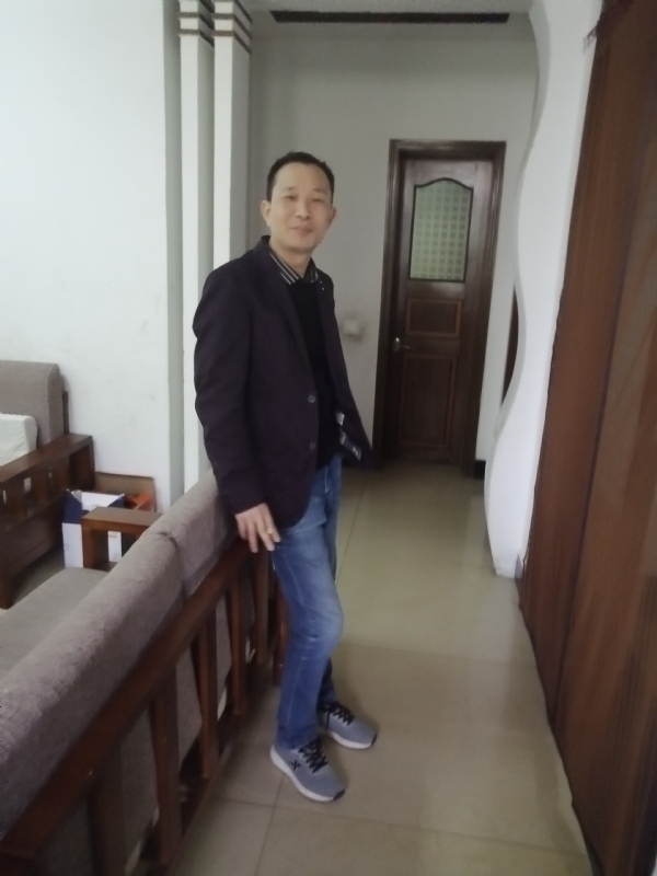 相亲相爱的第二张照片--昆明相亲服务中心