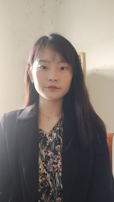 啾啾儿的第一张照片--昆明相亲服务中心