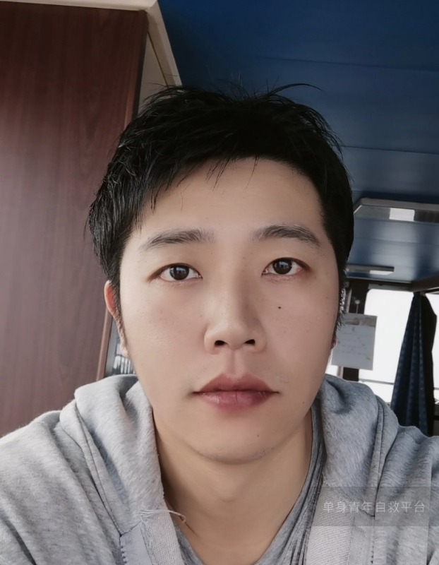 不太帅的男人的第二张照片--昆明相亲服务中心