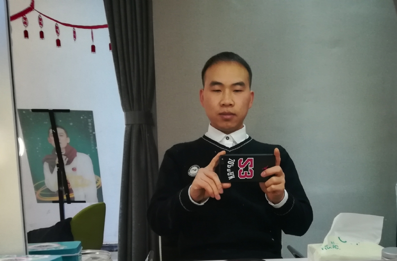 恬淡的第一张照片--昆明相亲服务中心