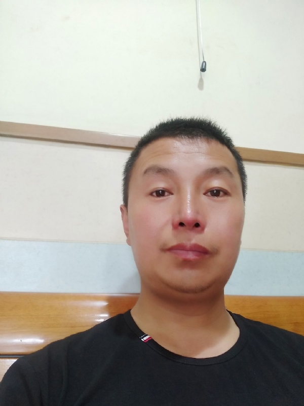 快乐的小鱼儿的第一张照片--昆明相亲服务中心