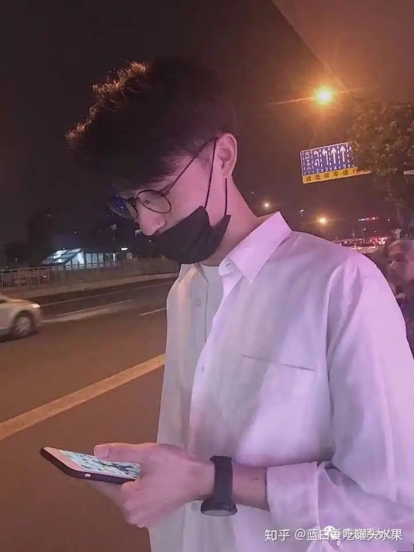 情圣的第二张照片--昆明相亲服务中心