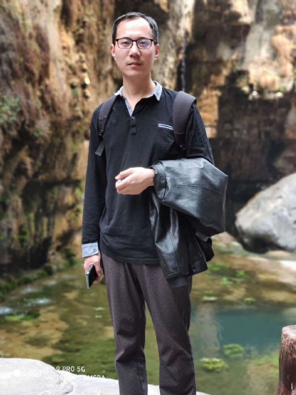 追日的第一张照片--昆明相亲服务中心