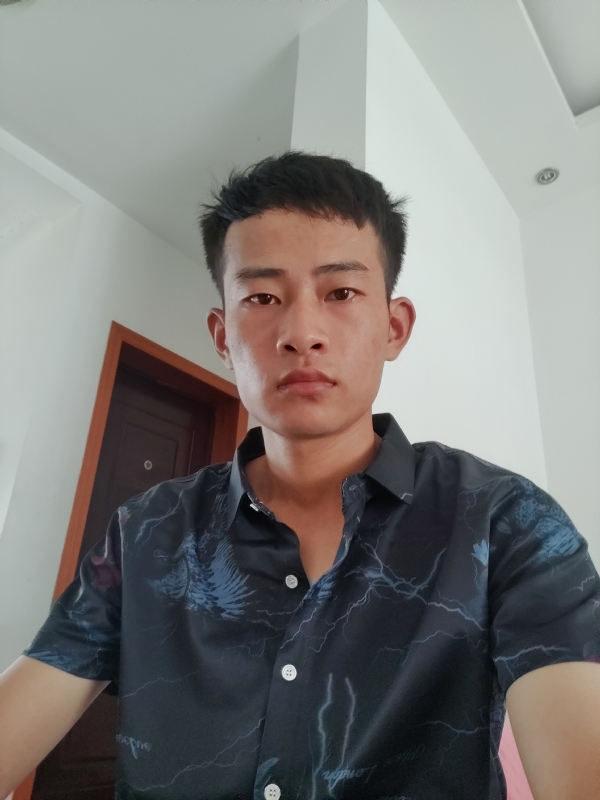 彳亍的第一张照片--昆明相亲服务中心