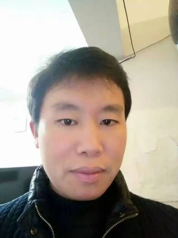 擎天柱的第三张照片--昆明相亲服务中心