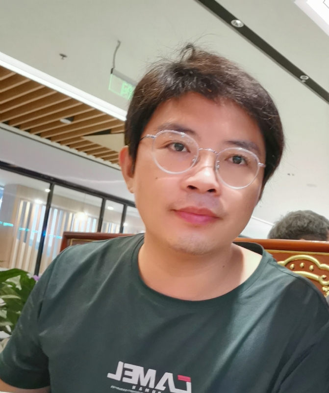 陆迅的第三张照片--昆明相亲服务中心