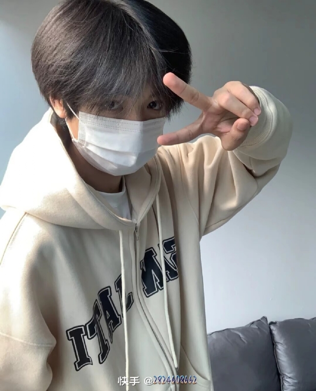 emo的风的第一张照片--昆明相亲服务中心