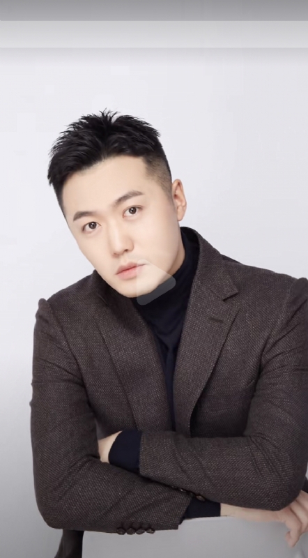 杨天枭的第三张照片--昆明相亲服务中心