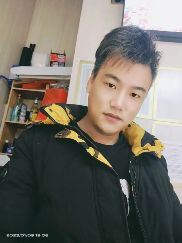 孤酒枕愁眼眠的第二张照片--昆明相亲服务中心