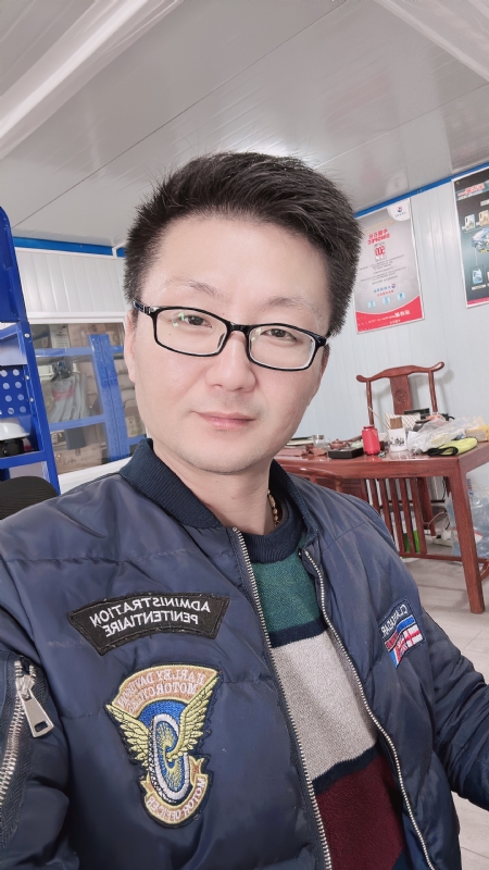 不离不弃的第一张照片--昆明相亲服务中心