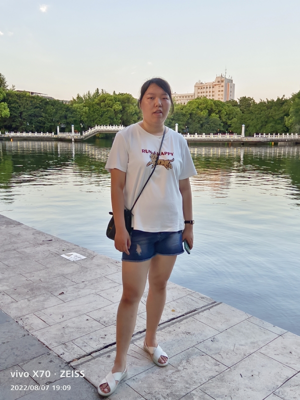 幸福触手可及的第一张照片--昆明相亲服务中心