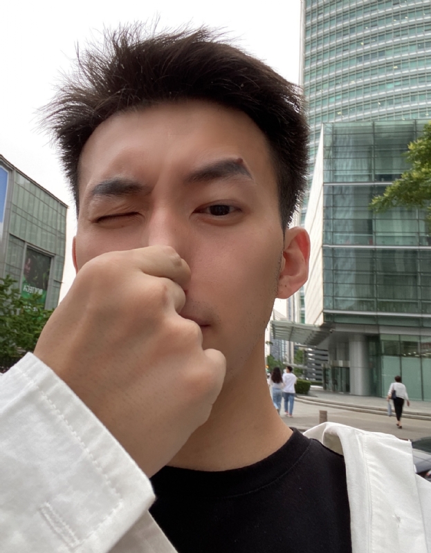 绝世大冤种的第四张照片--昆明相亲服务中心